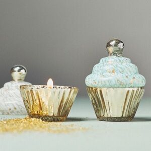 Cupcake candle